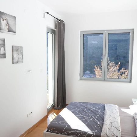 Lavender Bay Apartments D3&D5 Donji Morinj Eksteriør billede
