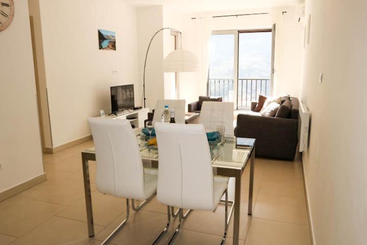 Lavender Bay Apartments D3&D5 Donji Morinj Eksteriør billede