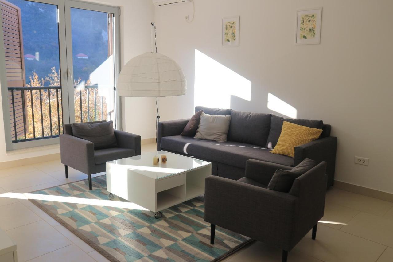 Lavender Bay Apartments D3&D5 Donji Morinj Eksteriør billede